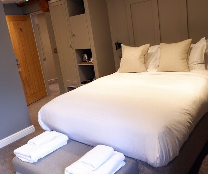 스탠다드 룸, The New Inn