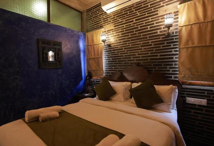 스탠다드 스튜디오, Villa Ecotiva