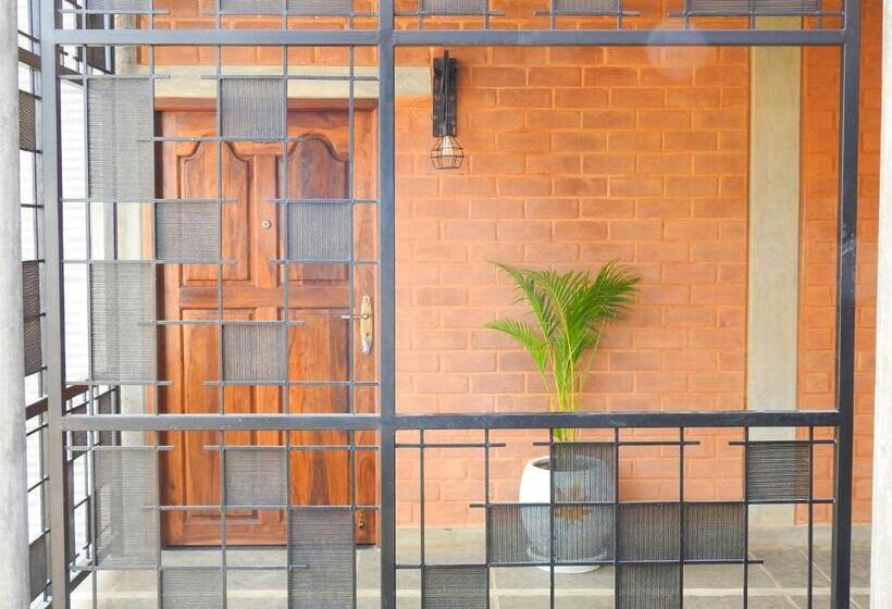 سوئیت با بالکن, Villa Ecotiva