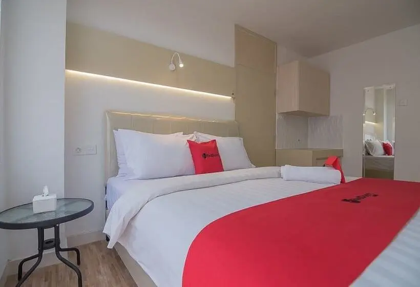 Camera Standard, Reddoorz Apartment @ Sentul Tower
