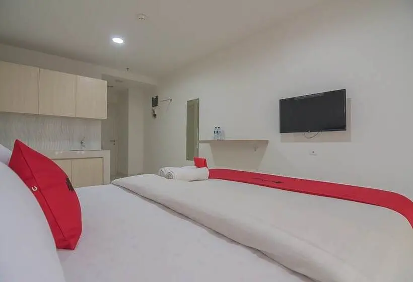 Camera Deluxe, Reddoorz Apartment @ Sentul Tower