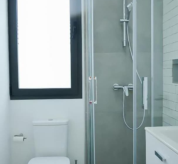 غرفة قياسية, Maar House Lajares