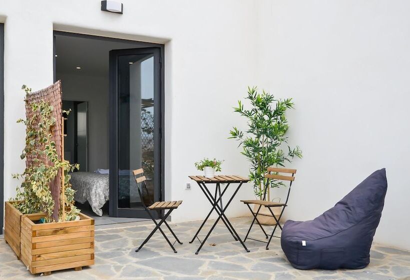 Номер Стандарт, Maar House Lajares