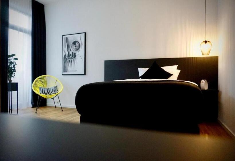 חדר סטנדרט יחיד עם מרפסת, Merian