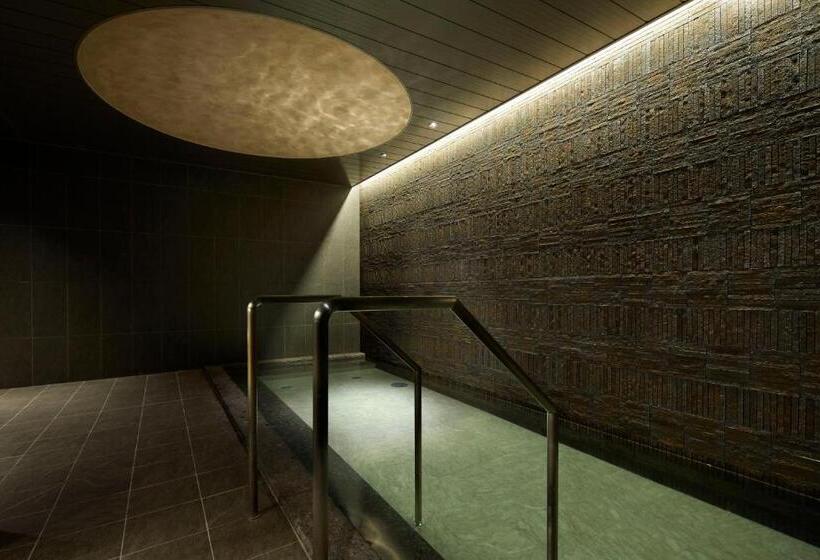 اتاق سوپریور با تخت بزرگ, Amanek Kanazawa