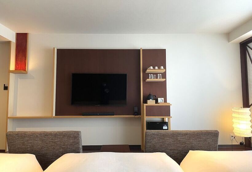 デラックストリプルルーム, Amanek Kanazawa