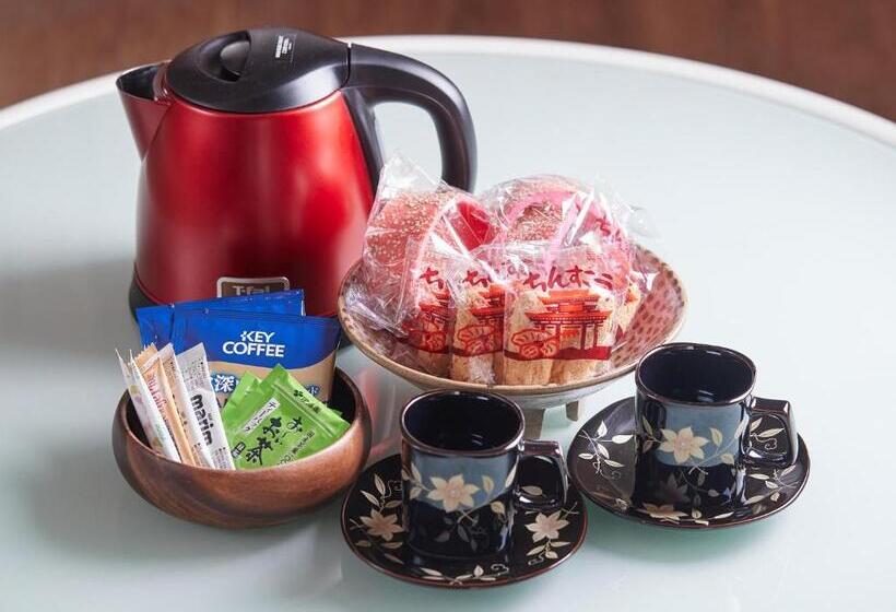 חדר סטנדרט לשלושה, Yomitan Condhotel Nd