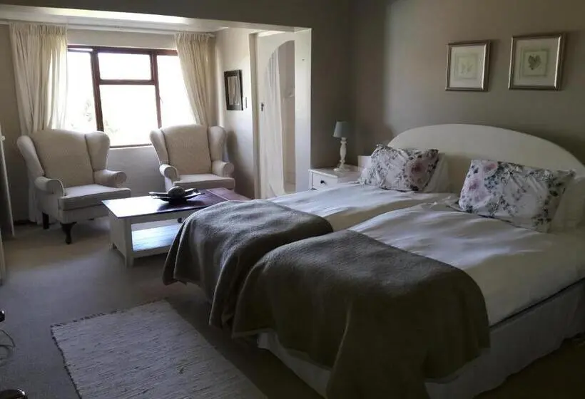 اتاق لوکس با چشم‌انداز دریا, Point Lodge Knysna