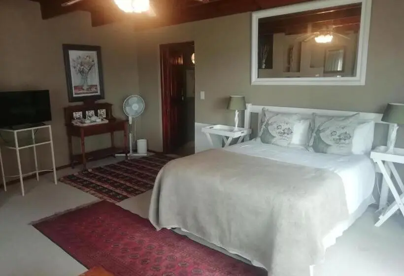 اتاق استاندارد با چشم‌انداز دریا, Point Lodge Knysna