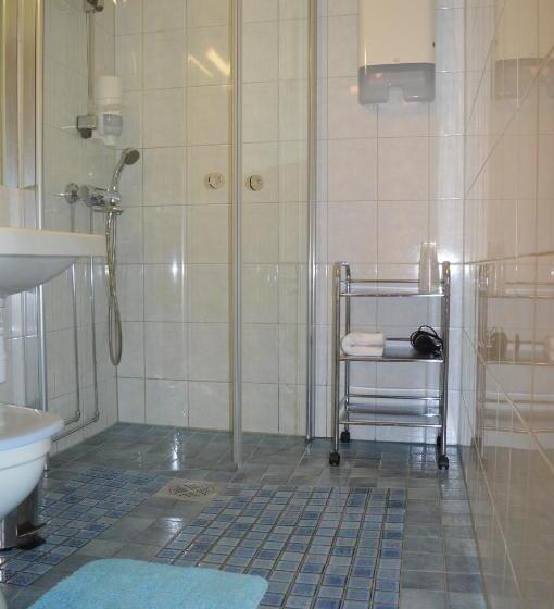 Номер Стандарт, Gasthaus Pooki