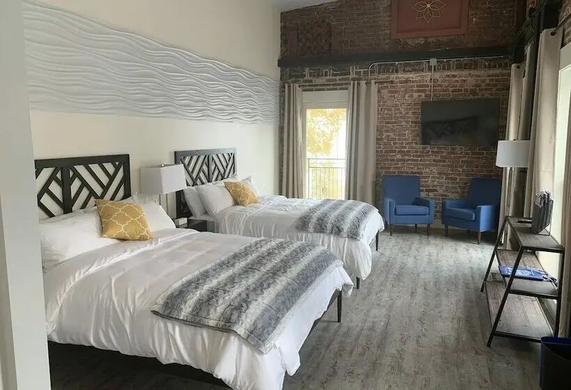 スタンダード４人部屋, Manhattan Hotel Salida