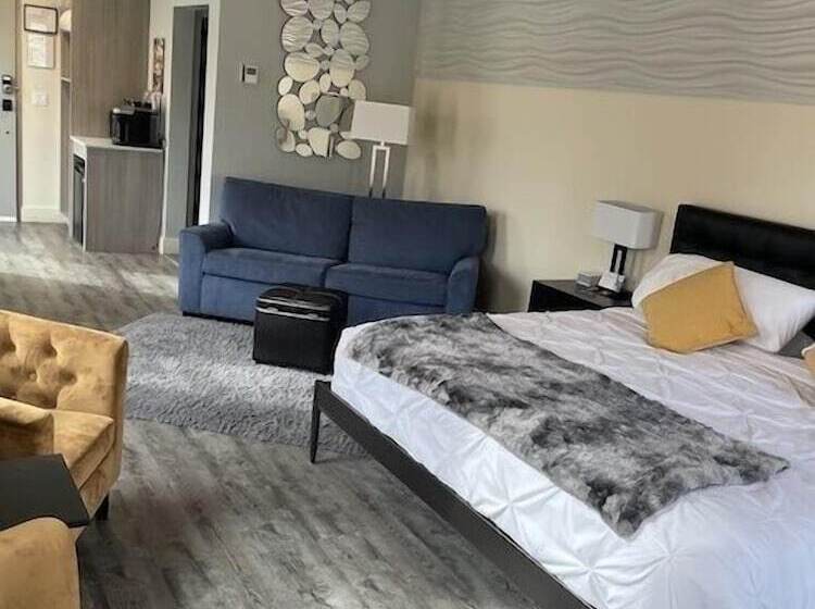 四人标准间, Manhattan Hotel Salida