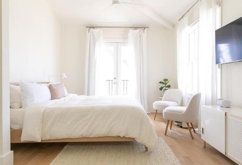 اتاق استاندارد با تخت بزرگ, Guest House Raleigh