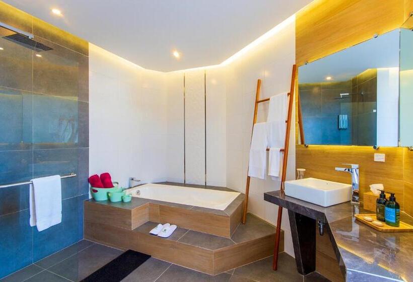 Номер Deluxe Вид на Море с Балконом, Acacia