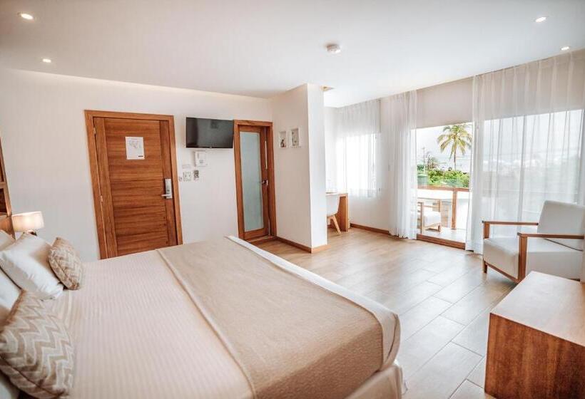 Номер Deluxe Вид на Море с Балконом, Acacia