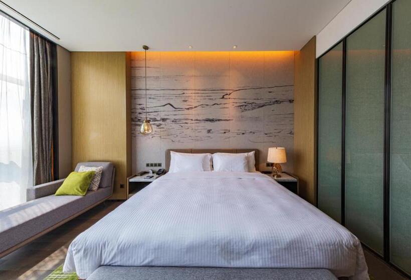 Номер Executive, Wanda Realm Heshan