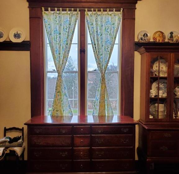 장애인을 위한 스탠다드 룸, Mountain Home Bed & Breakfast