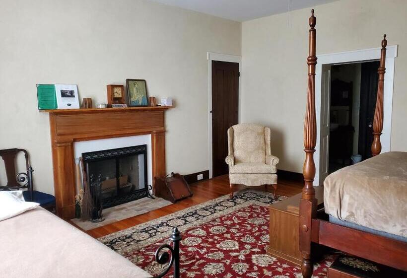 패밀리 룸, Mountain Home Bed & Breakfast