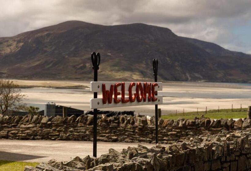 家庭海景房, The Lookout Ardara