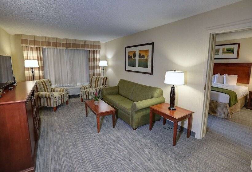 Люкс, Country Inn & Suites By Radisson, Charlotte I85 Airport, Nc