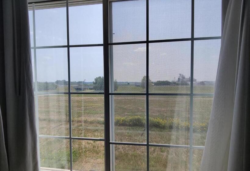 Номер Стандарт, Baymont By Wyndham Albany