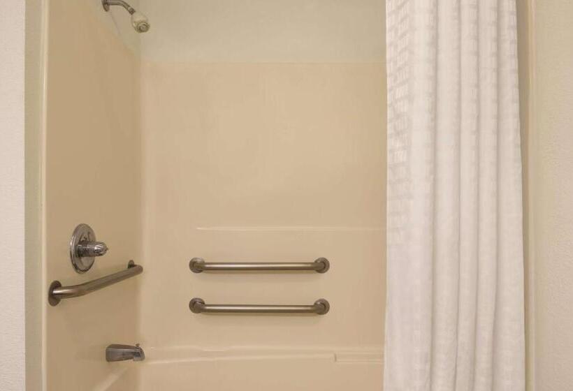 Номер Стандарт Кровать Кинг Адаптированный для Инвалидов, Country Inn & Suites By Radisson, Germantown, Wi