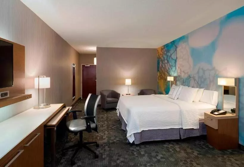 キングサイズベッドのスタンダードルーム, Courtyard By Marriott Scranton Montage Mountain