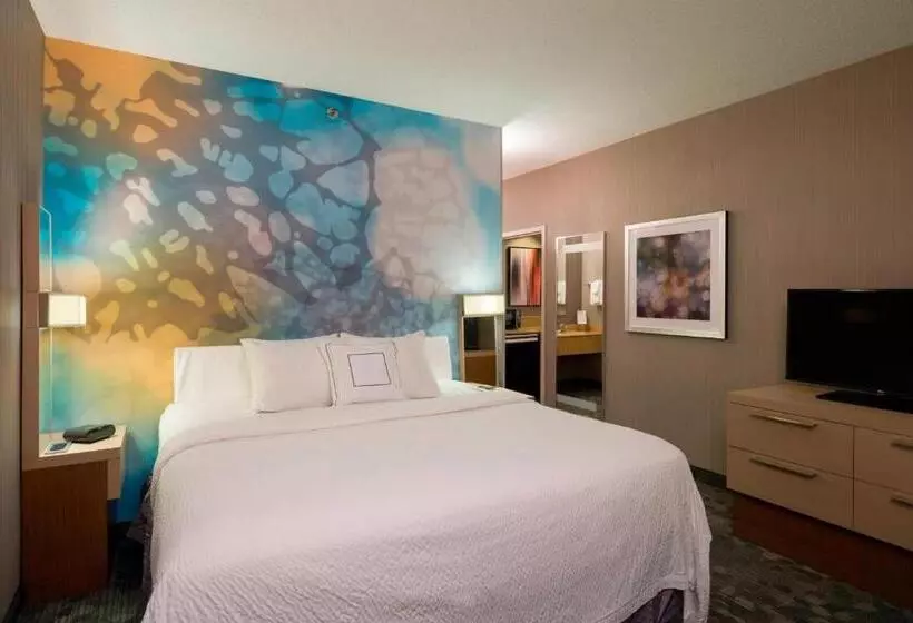 キングサイズベッドのスイートルーム, Courtyard By Marriott Scranton Montage Mountain