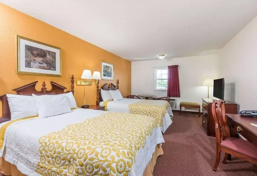 Standard-huone 2 Parivuodetta, Days Inn By Wyndham Amherst
