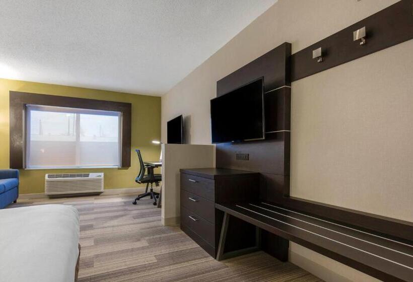 스위트, Holiday Inn Express And Suites Chicago West   St Charles, An Ihg