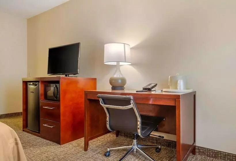 ２ダブルベッドのスタンダードルーム, Quality Inn & Suites Olde Town