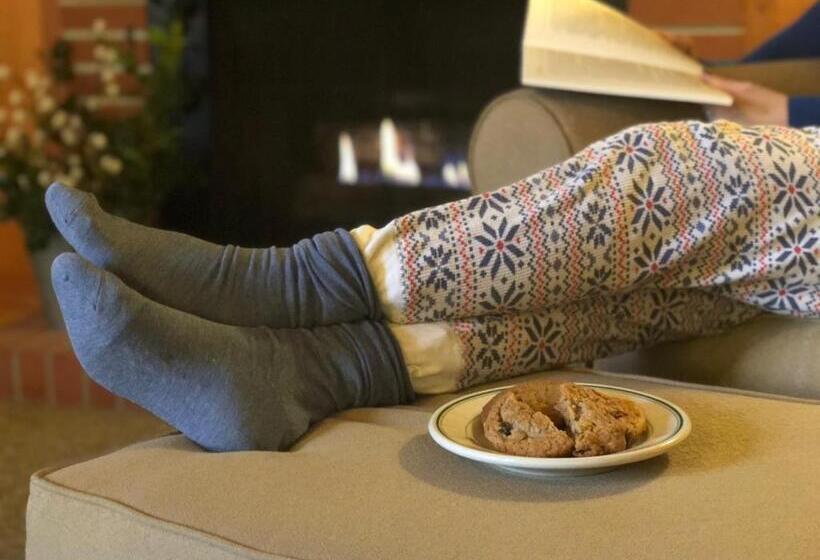 غرفة قياسية سرير كينج, The La Conner Inn