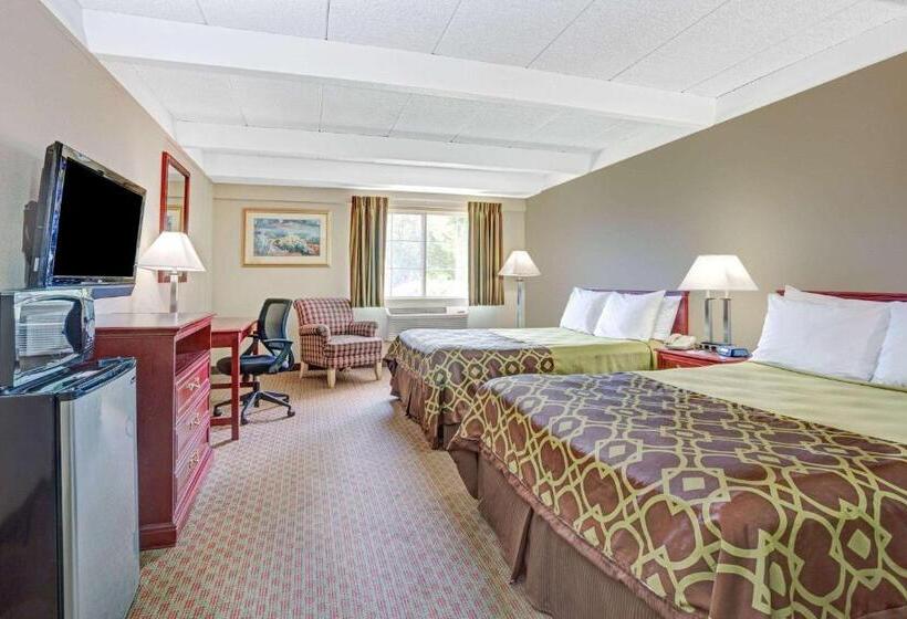 Студия Стандарт, Travelodge By Wyndham Iowa City