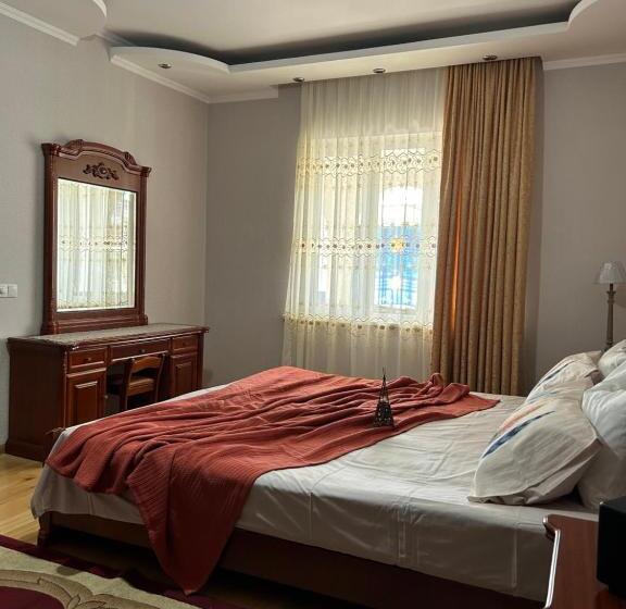 اتاق لوکس, Guesthouse Tea