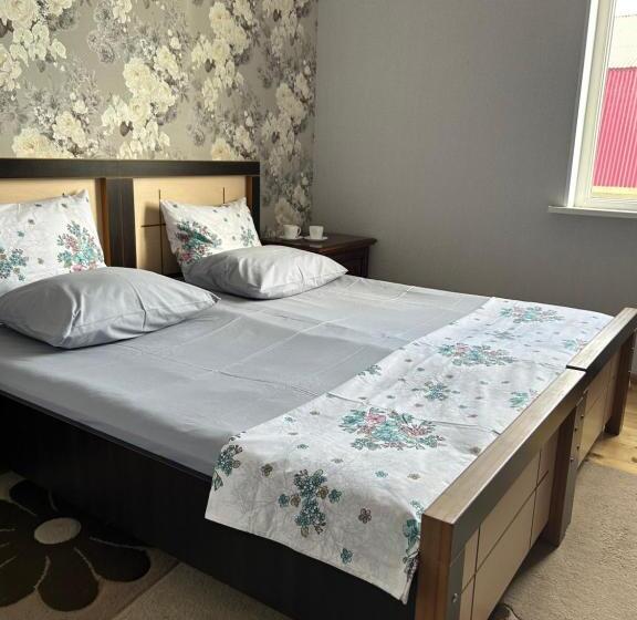 اتاق اکونومی, Guesthouse Tea