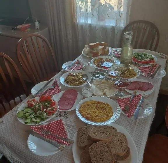 Economy Triple Room, Guesthouse Tea