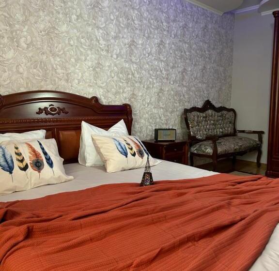 اتاق لوکس, Guesthouse Tea