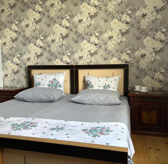 اتاق اکونومی, Guesthouse Tea