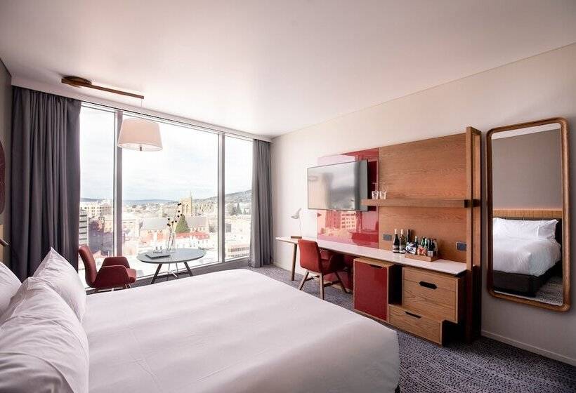 חדר קלאב, Crowne Plaza Hobart, An Ihg