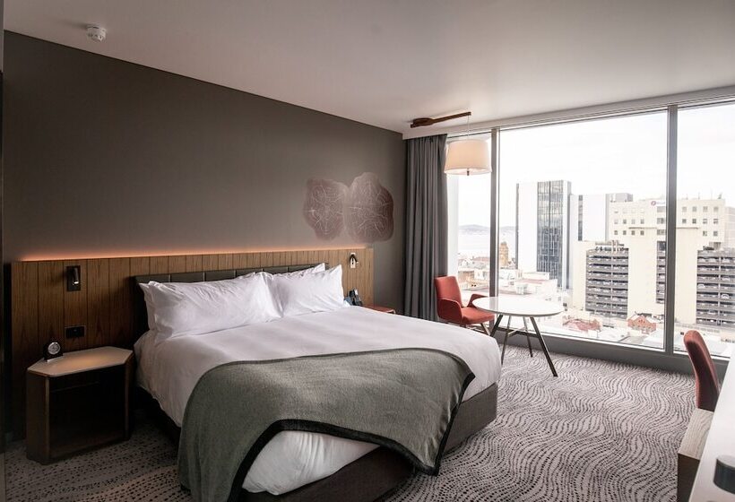 חדר קלאב, Crowne Plaza Hobart, An Ihg