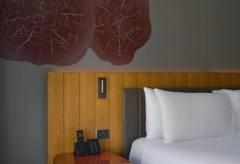 キングサイズベッドのクラブルーム, Crowne Plaza Hobart, An Ihg