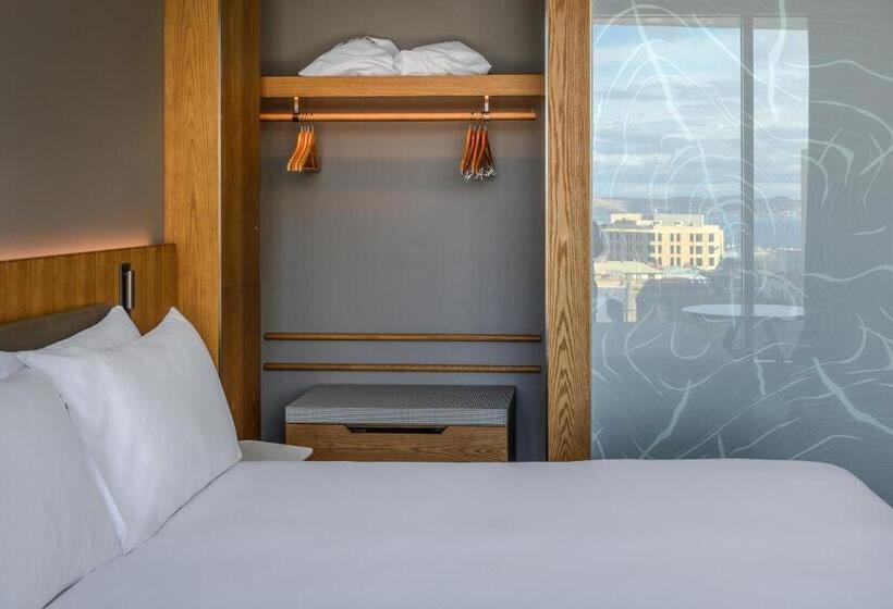 غرفة قياسية, Crowne Plaza Hobart, An Ihg