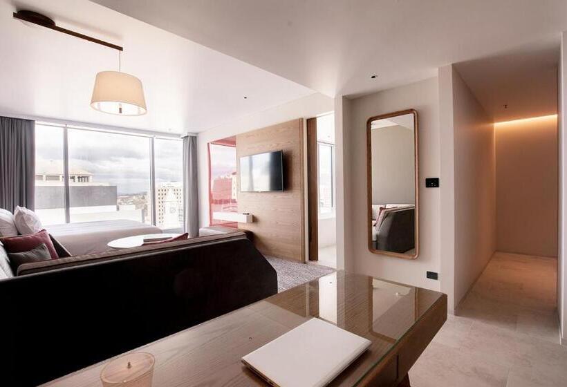 جناح جونيور سرير كينج, Crowne Plaza Hobart, An Ihg