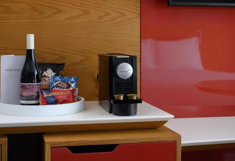 غرفة قياسية سرير كينج, Crowne Plaza Hobart, An Ihg