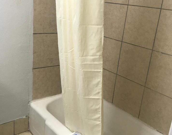Номер Стандарт, Guest Inn