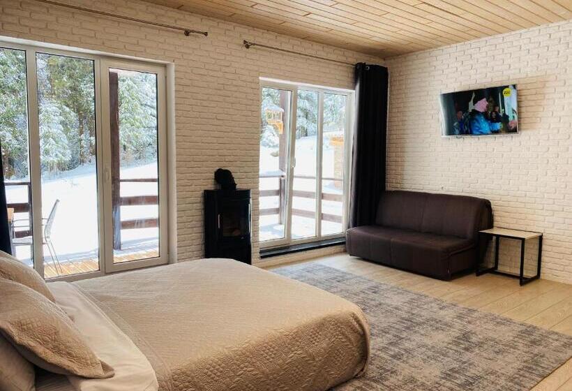 استودیوی لوکس, парк готель щастя