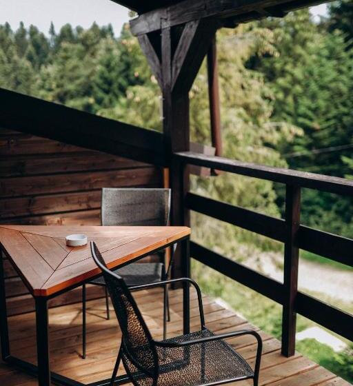 استودیوی لوکس, парк готель щастя