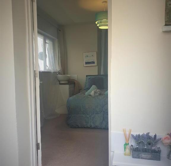 스탠다드 스튜디오 (테라스구비), Self Contained Rooms In Central Torquay