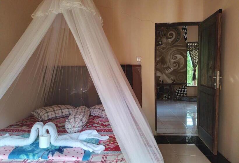 اتاق استاندارد با سرویس بهداشتی مشترک, Sumatra Cheeky Monkeys