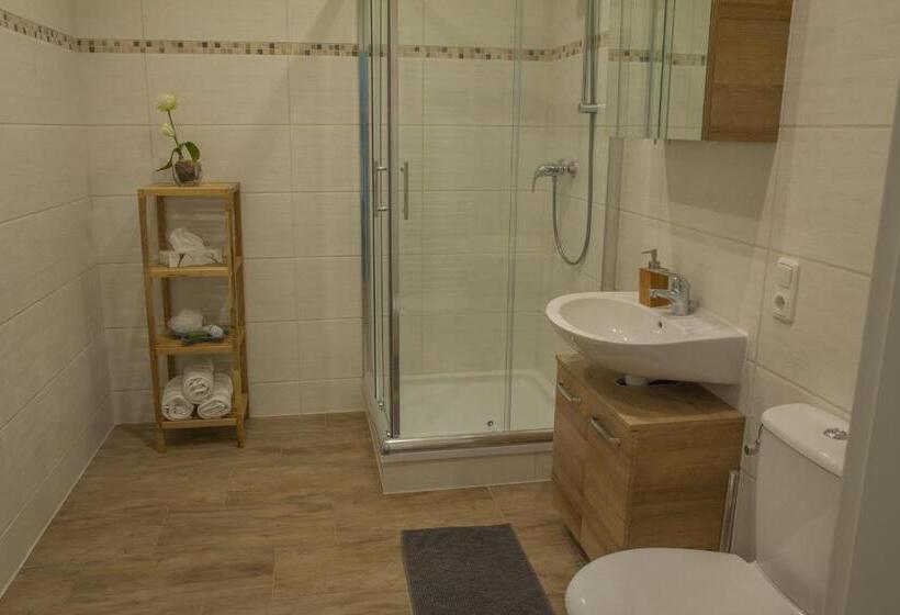 חדר סטנדרט, Welt Lodge